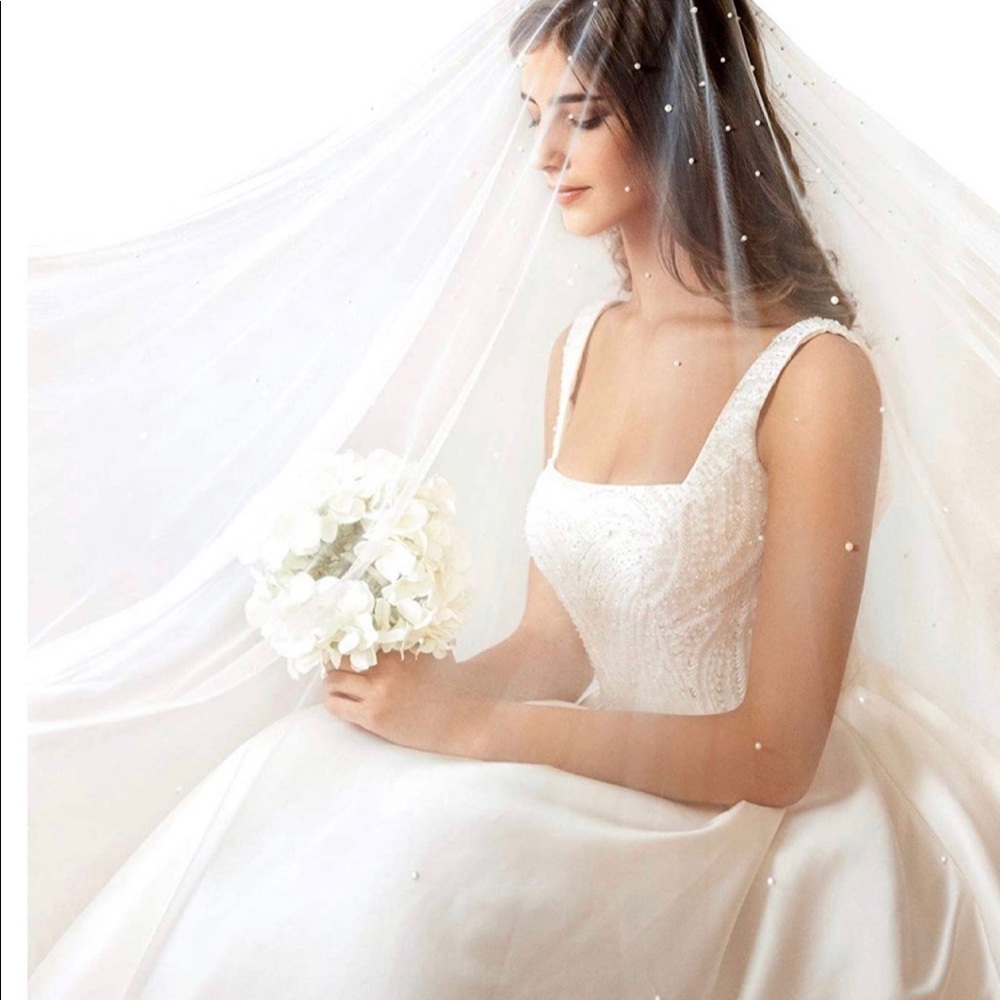 NEW Handmade White Jasmine Pearl Wedding Veil with Comb FINGERTIP - Picture 2 of 11